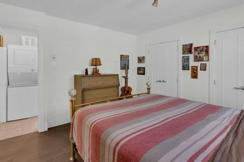 1736 13 Avenue SW Calgary AB T3C0T9