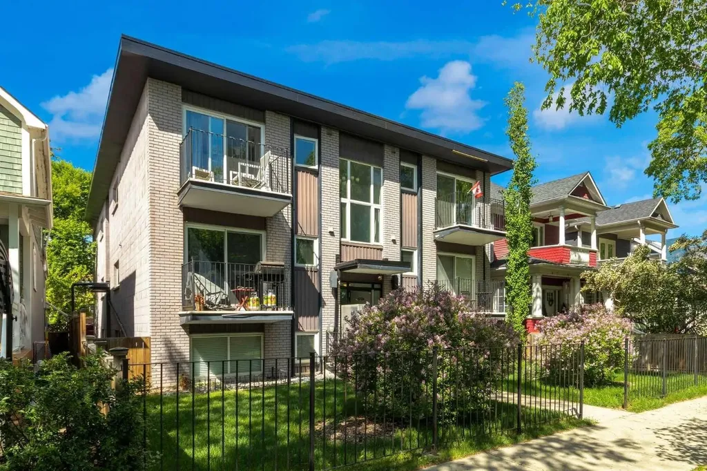 1736 13 Avenue SW Calgary AB T3C0T9