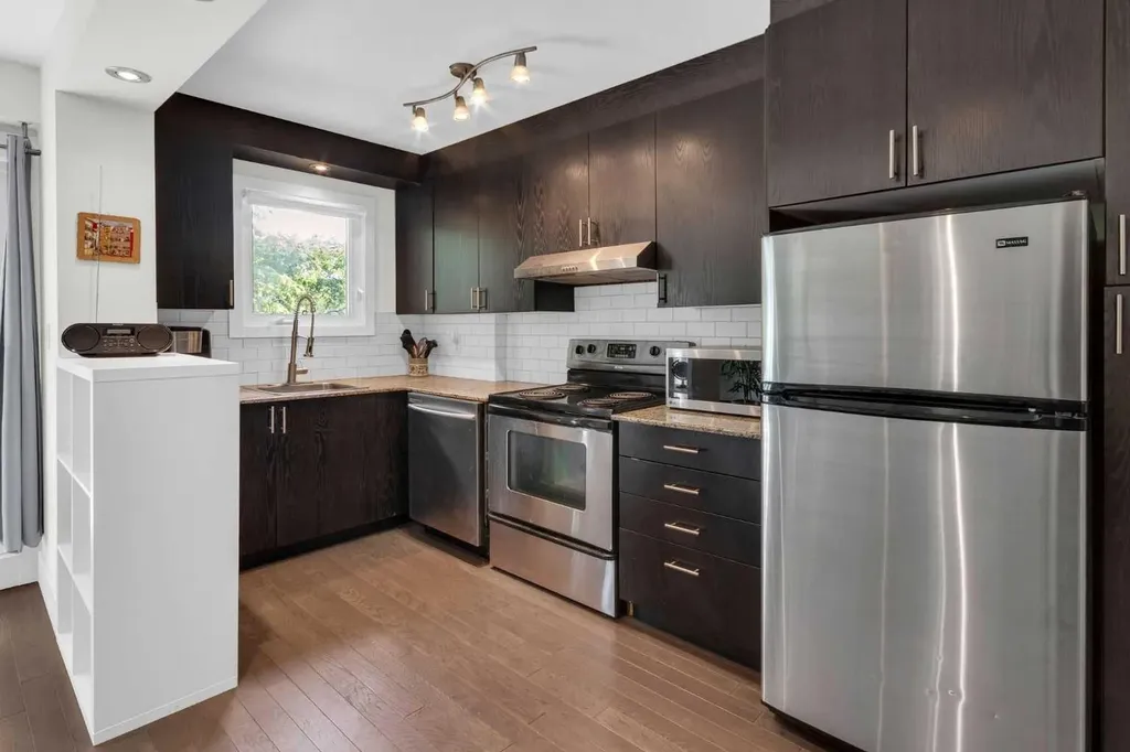 1736 13 Avenue SW Calgary AB T3C0T9