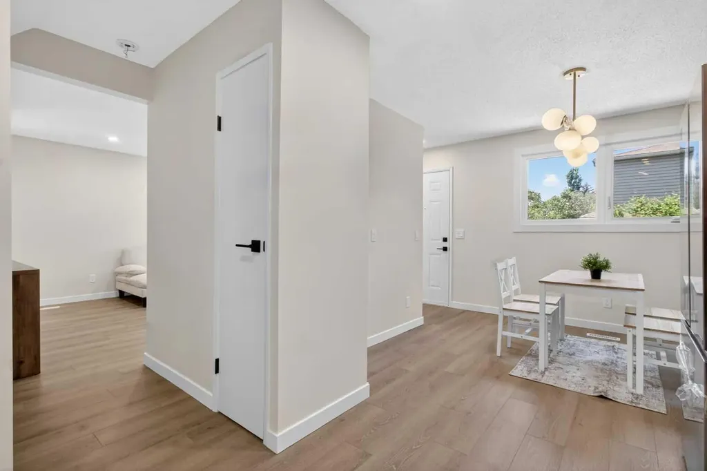 203 Lynnview Road SE Calgary AB T2C 2C6