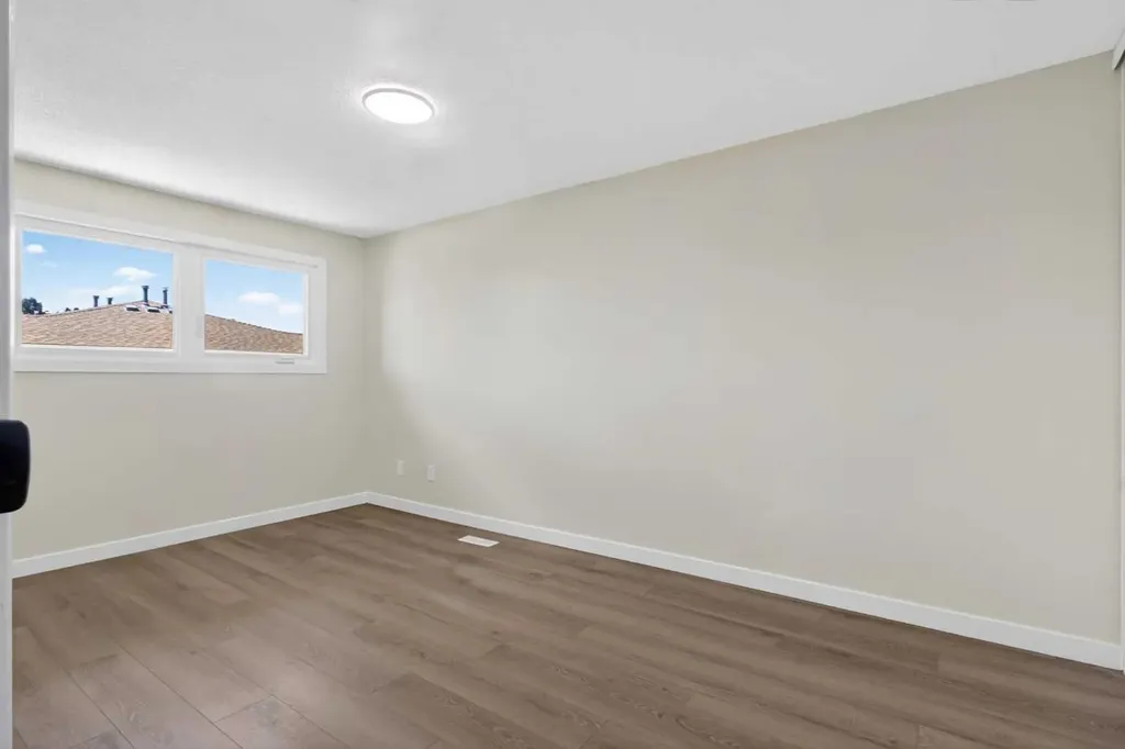 203 Lynnview Road SE Calgary AB T2C 2C6