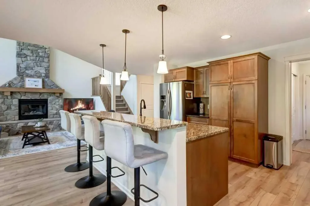 8 Crystal Green Grove Okotoks AB T1S 0C8