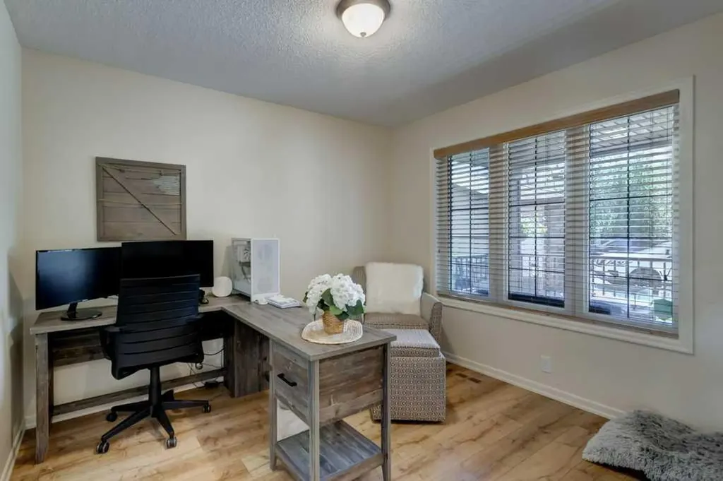 8 Crystal Green Grove Okotoks AB T1S 0C8