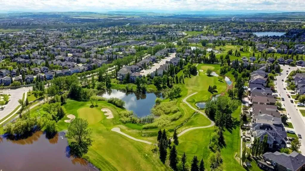 8 Crystal Green Grove Okotoks AB T1S 0C8