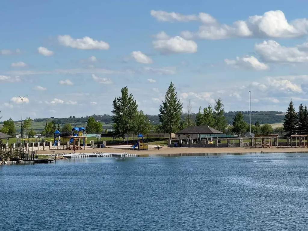 8 Crystal Green Grove Okotoks AB T1S 0C8