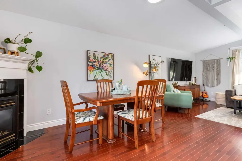9716 Fairmount Drive SE Calgary AB T2J 0S1