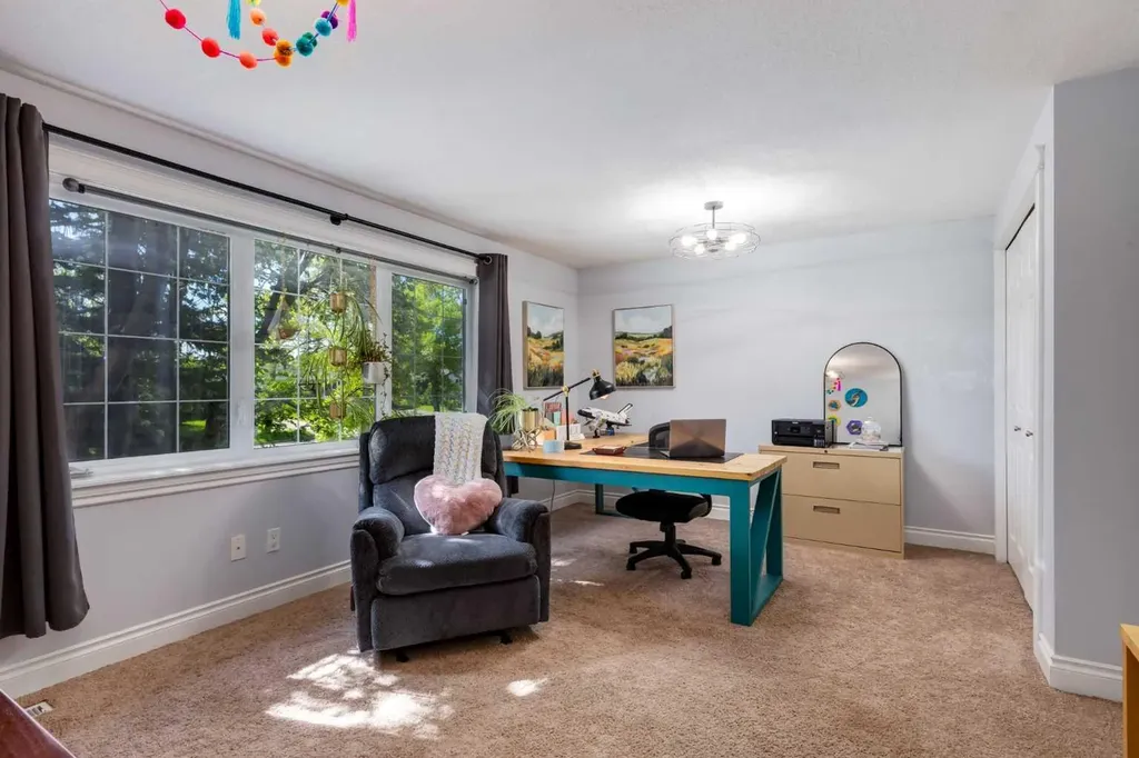 9716 Fairmount Drive SE Calgary AB T2J 0S1