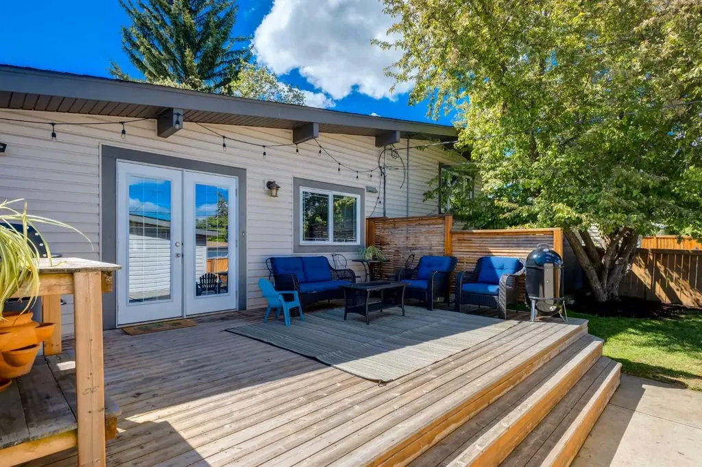 9716 Fairmount Drive SE Calgary AB T2J 0S1