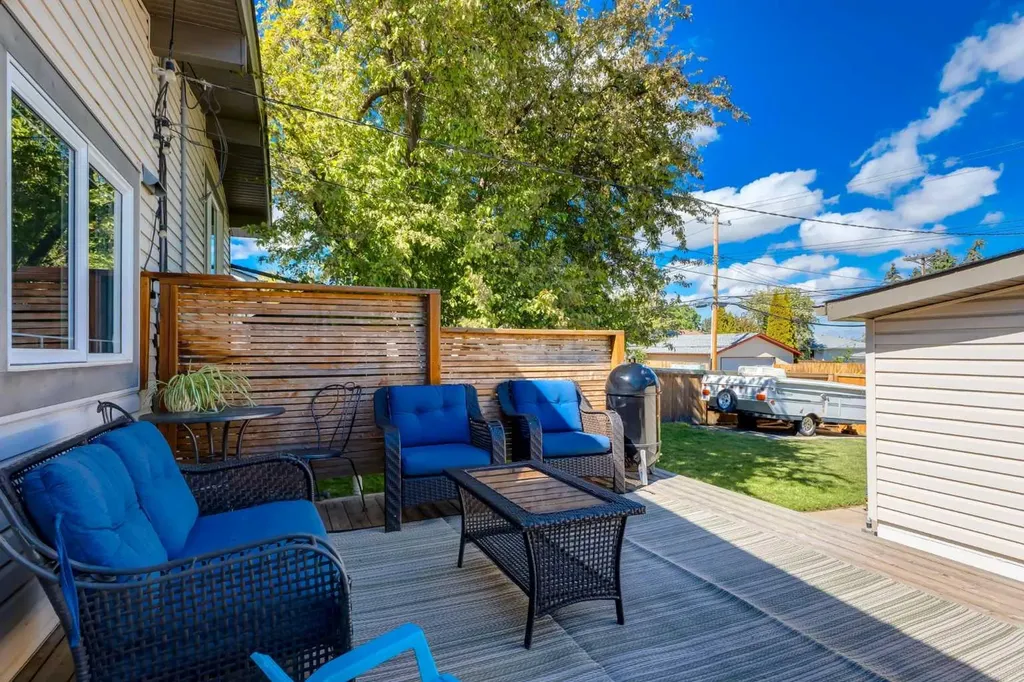 9716 Fairmount Drive SE Calgary AB T2J 0S1