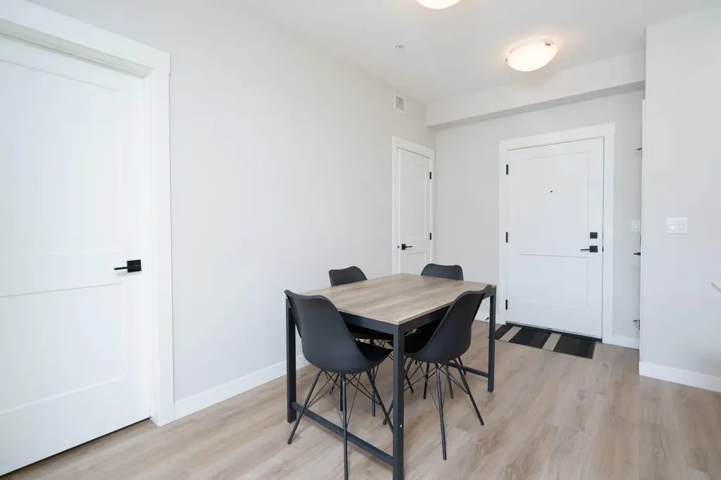 200 Seton Circle Calgary AB T3M 3N8