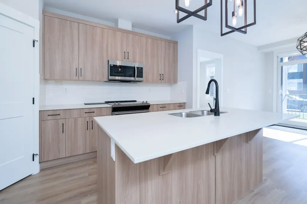 200 Seton Circle Calgary AB T3M 3N8