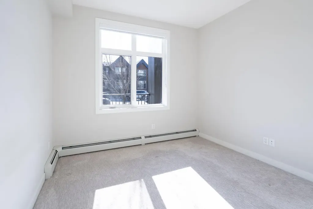 200 Seton Circle Calgary AB T3M 3N8