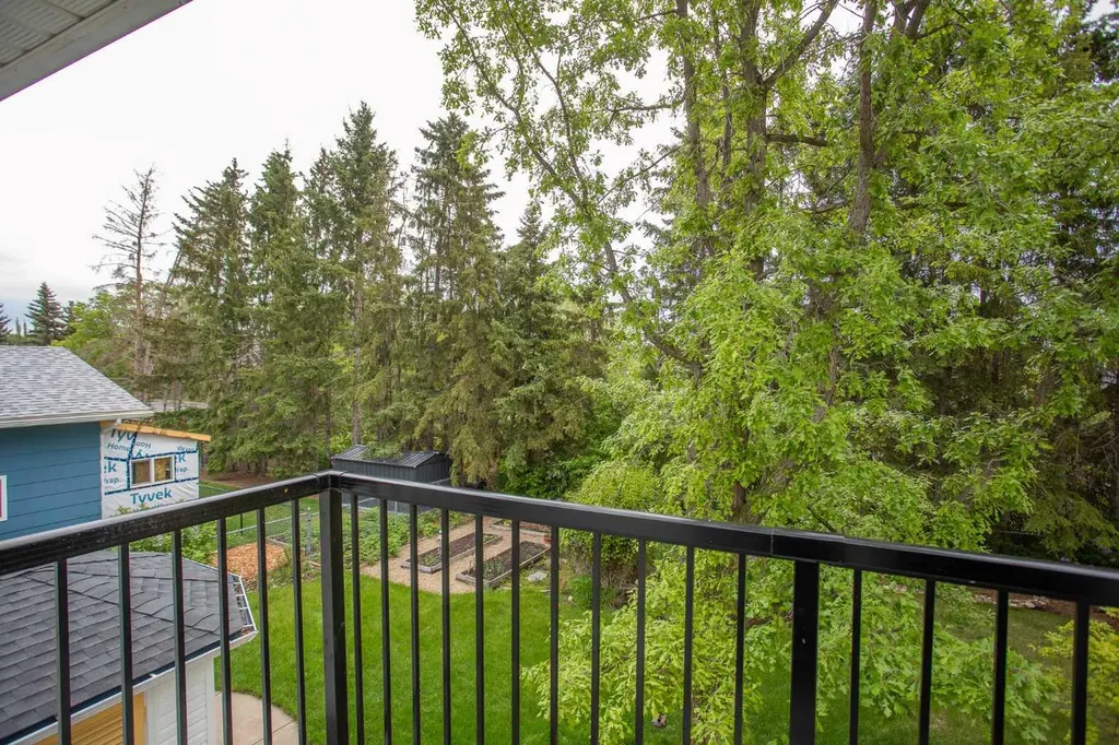 4809 59 Street Lacombe AB T4L 1M5