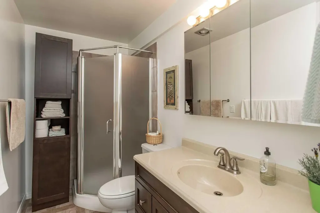 4809 59 Street Lacombe AB T4L 1M5