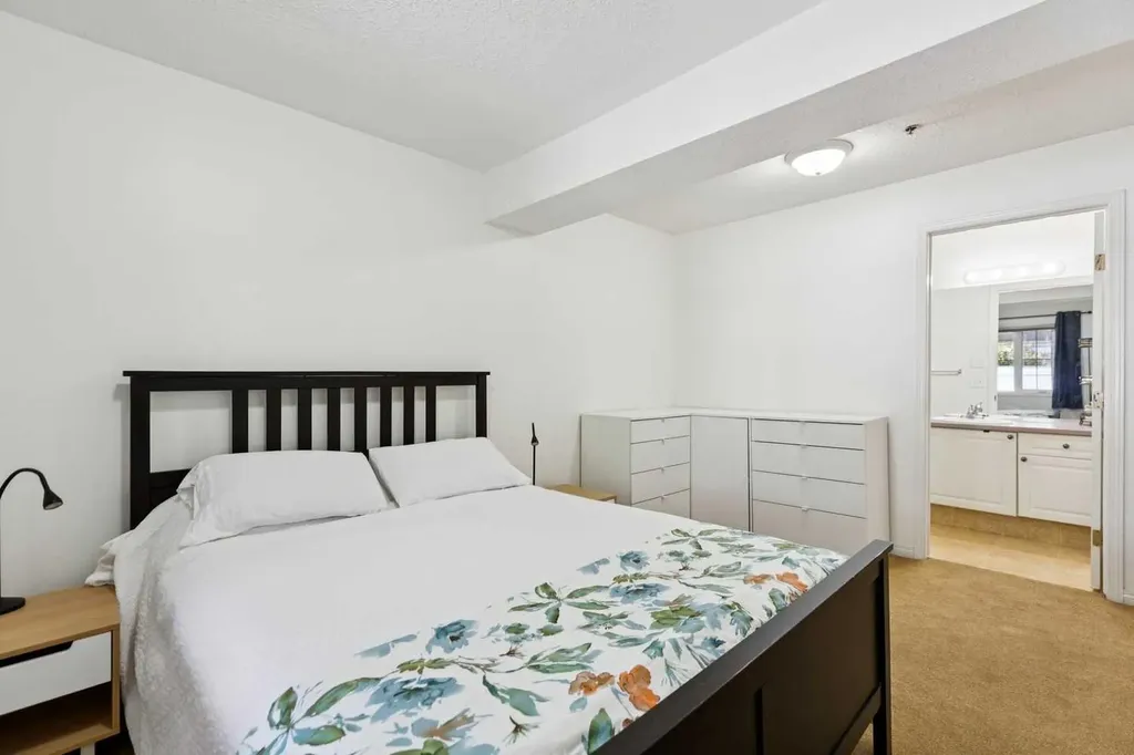 649 Marsh Road NE Calgary AB T2E 5B4