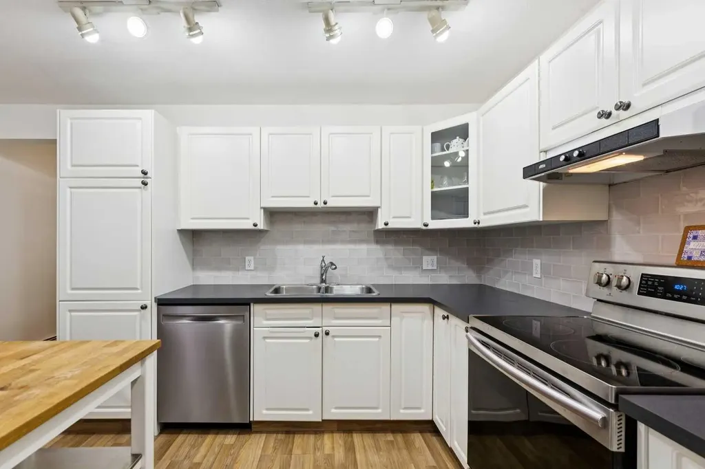 649 Marsh Road NE Calgary AB T2E 5B4