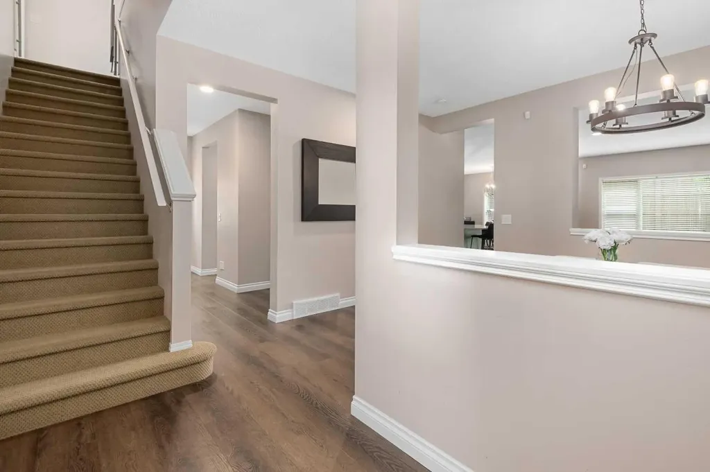 60 Chapala Square SE Calgary AB T2X 3T7