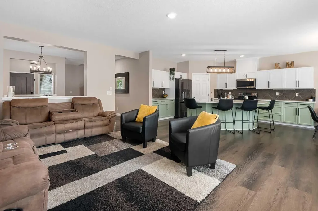 60 Chapala Square SE Calgary AB T2X 3T7