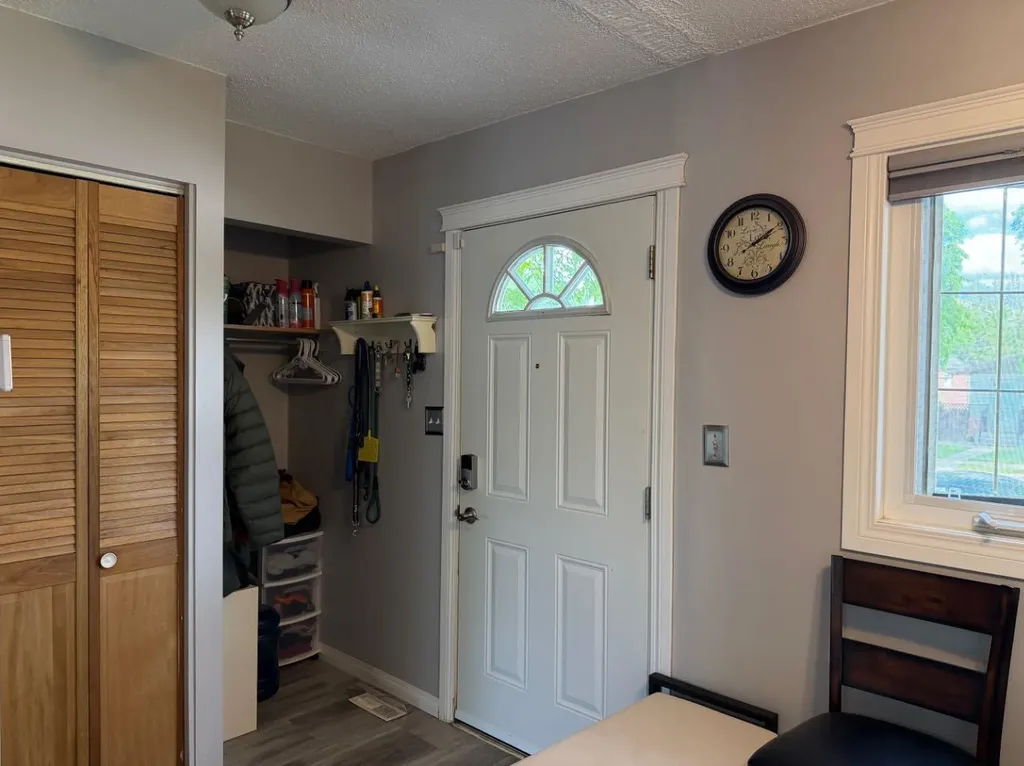 517 5 Street E Drumheller AB T0J0Y4