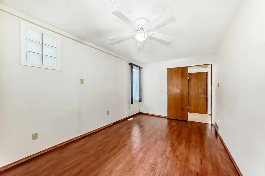334 3 Avenue NE Calgary AB T2E0H4