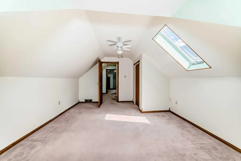 334 3 Avenue NE Calgary AB T2E0H4