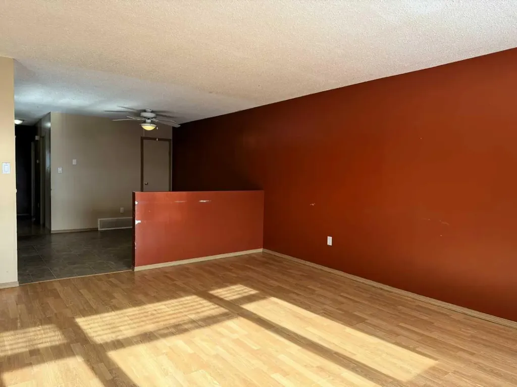 5704 Westhaven Drive Edson AB T7E 1J6