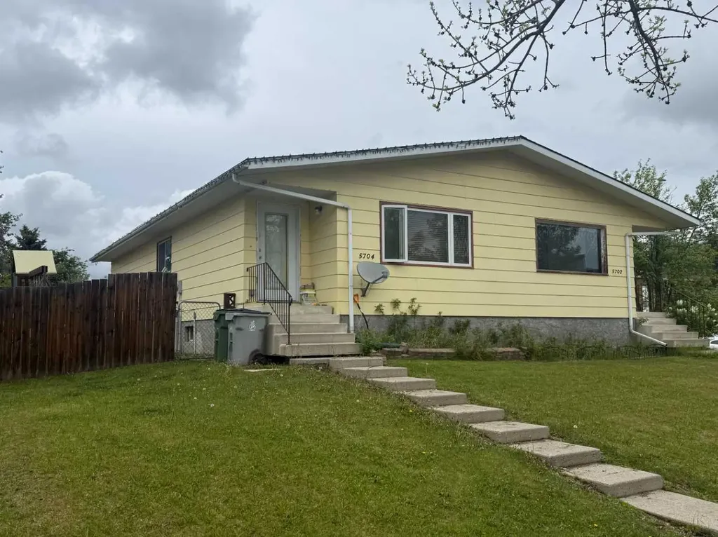 5704 Westhaven Drive Edson AB T7E 1J6