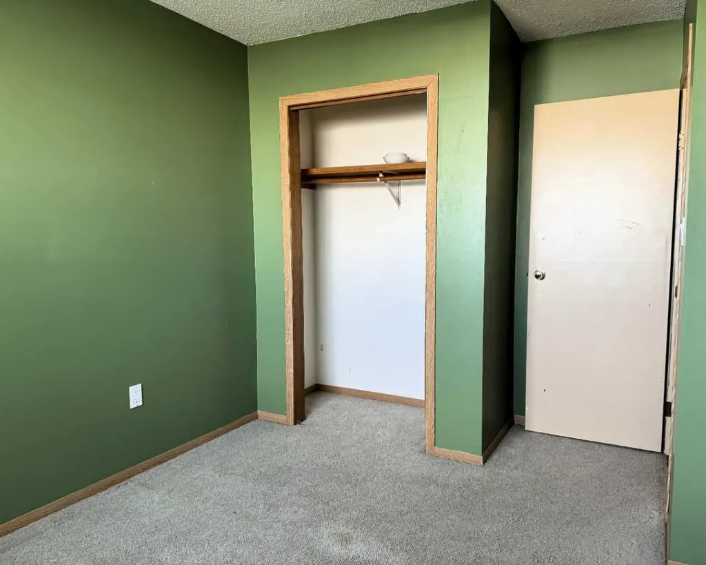 5704 Westhaven Drive Edson AB T7E 1J6