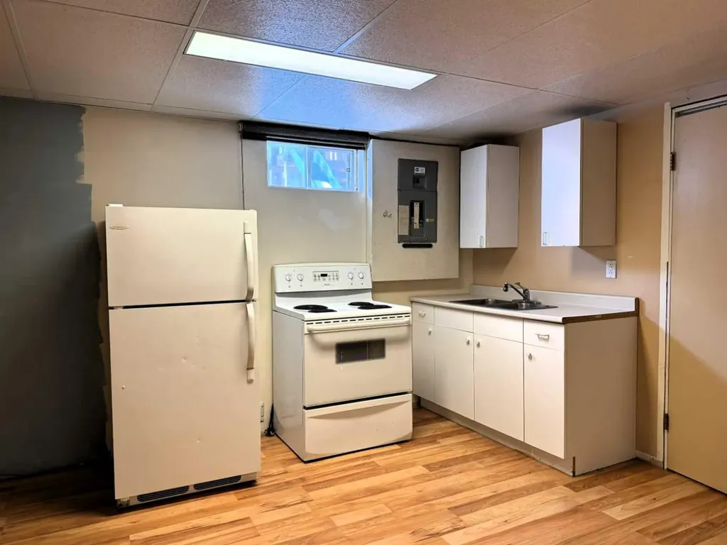 5704 Westhaven Drive Edson AB T7E 1J6