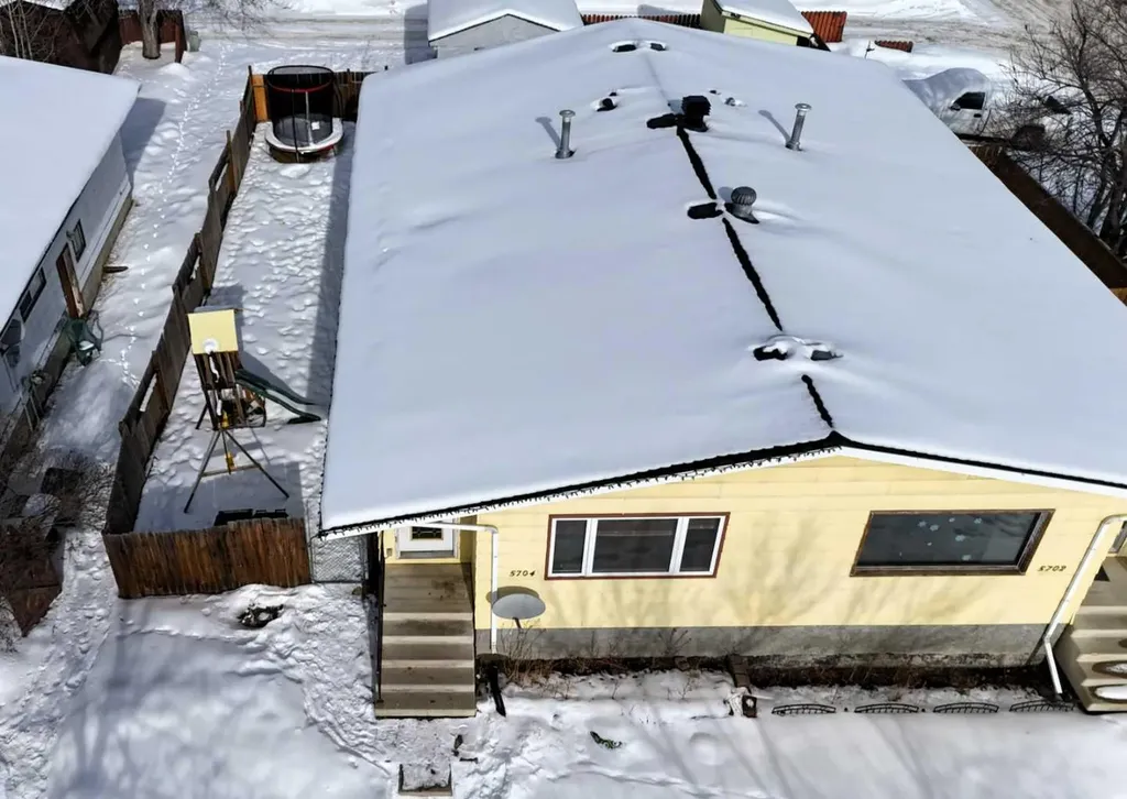 5704 Westhaven Drive Edson AB T7E 1J6