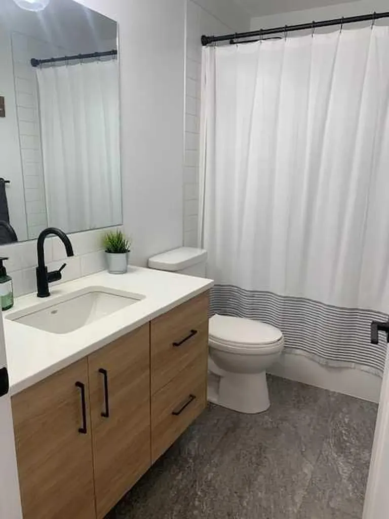 47 Blackfoot Road W Lethbridge AB T1K7P7