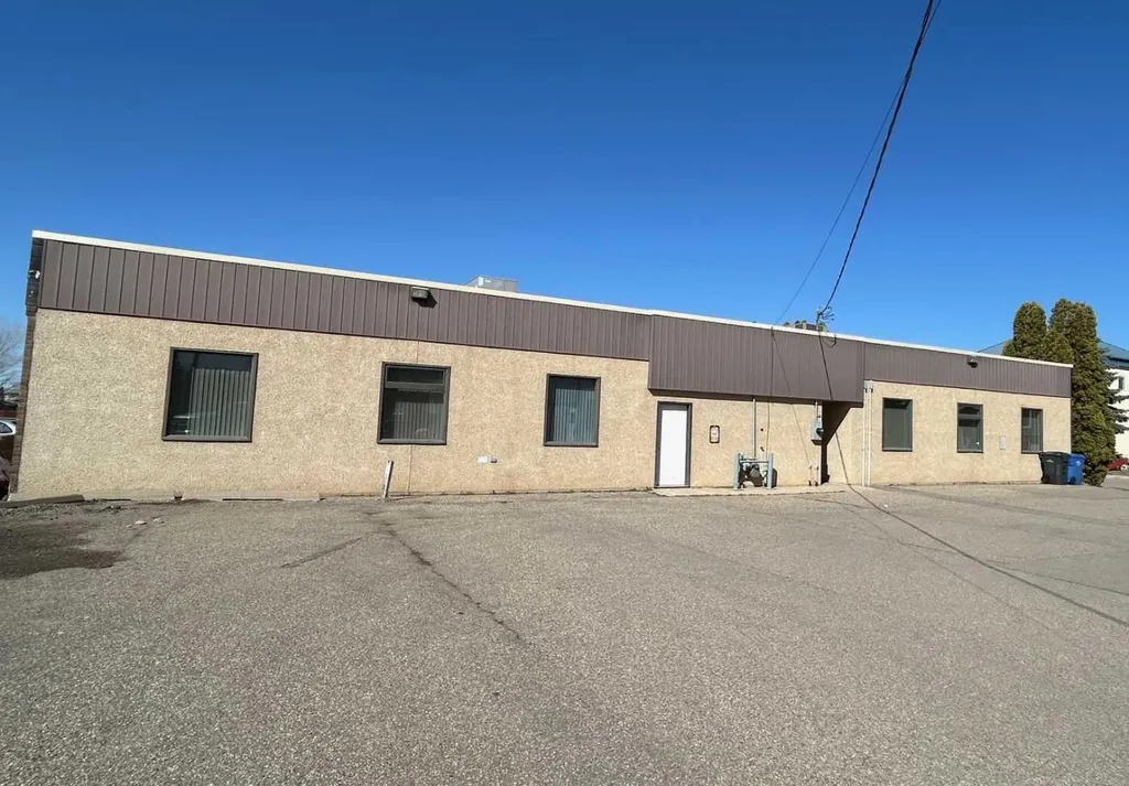 2105 20 Avenue Coaldale AB T1M 0C1