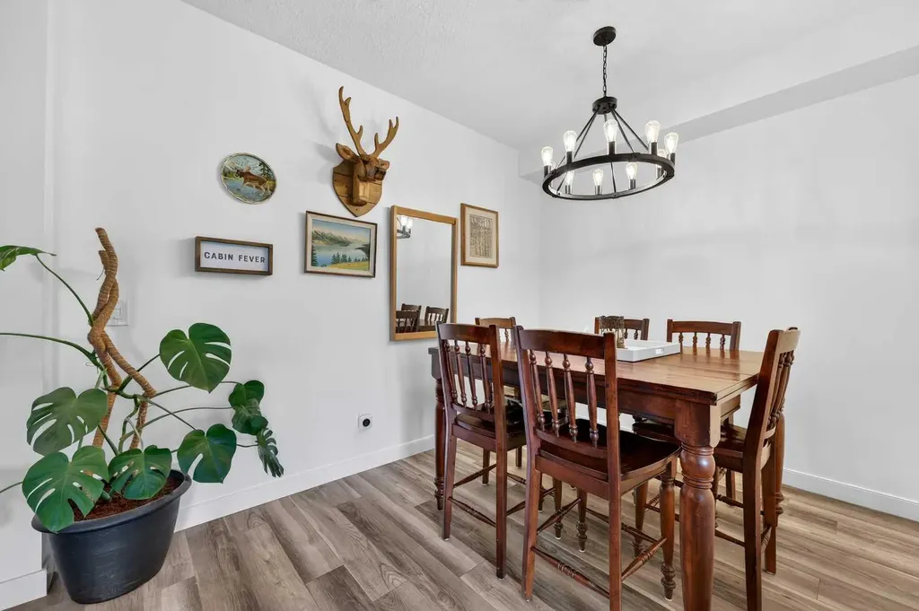 1828 14 Street SW Calgary AB T2T 3S9
