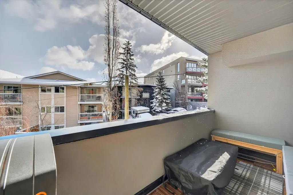 1828 14 Street SW Calgary AB T2T 3S9