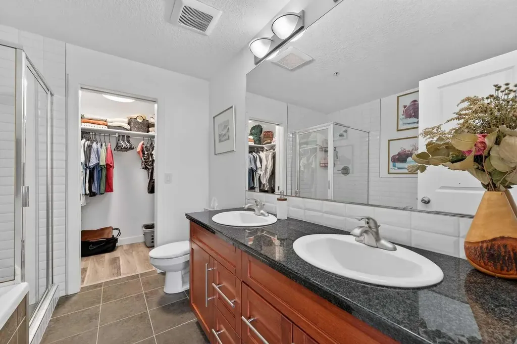 1828 14 Street SW Calgary AB T2T 3S9