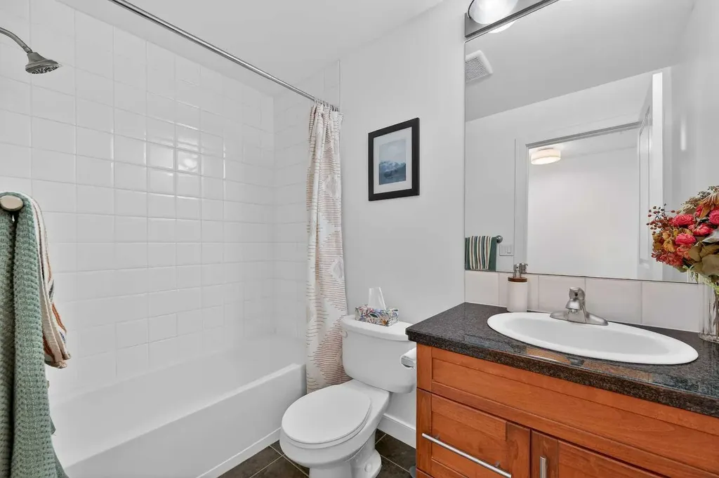 1828 14 Street SW Calgary AB T2T 3S9