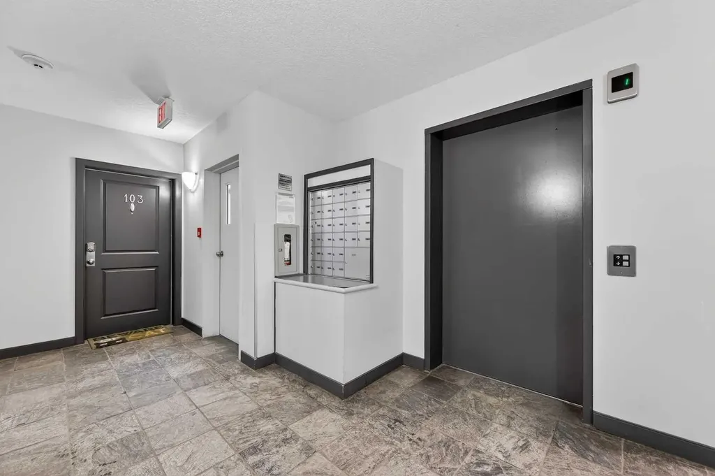 1828 14 Street SW Calgary AB T2T 3S9