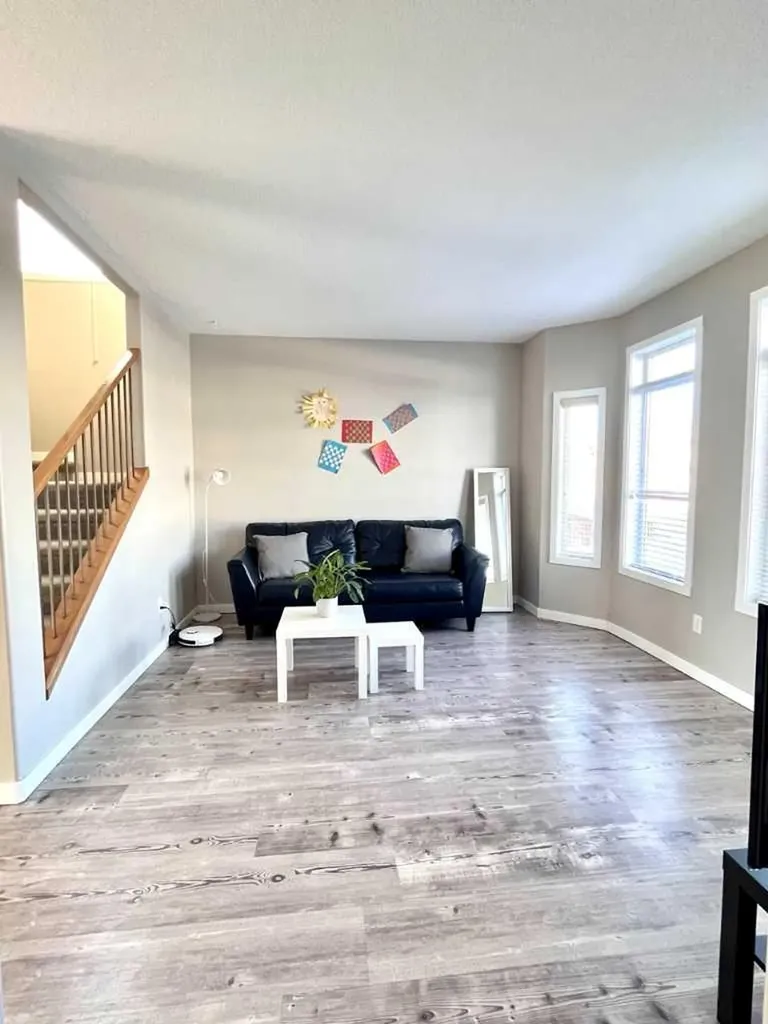 146 Silkstone Road W Lethbridge AB T1J 4C1