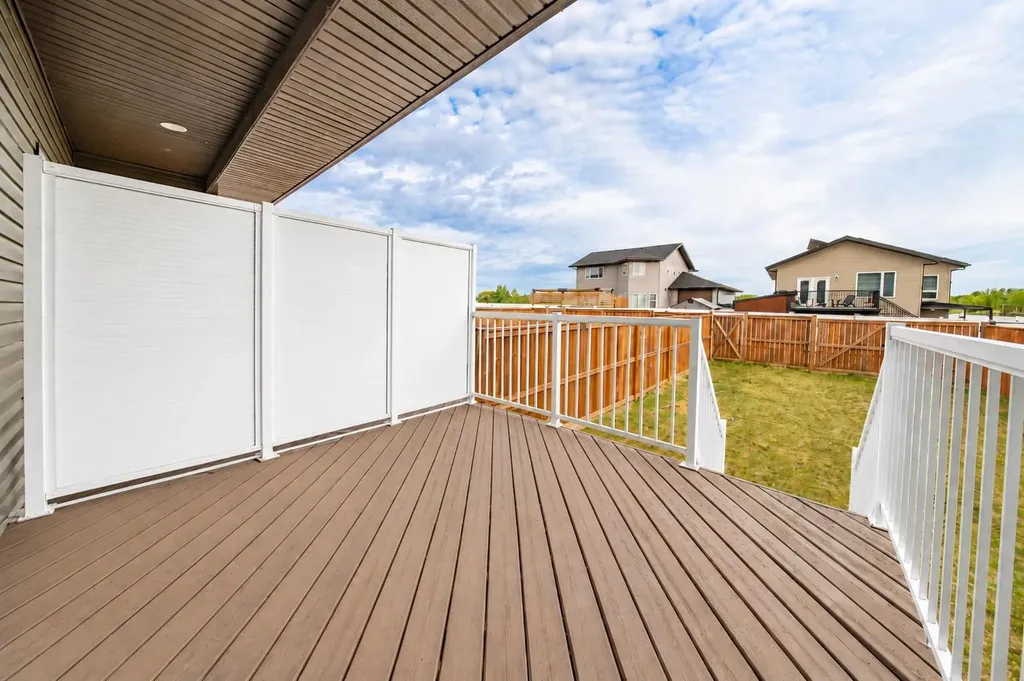 89 Metcalf Way Lacombe AB T4L0J9