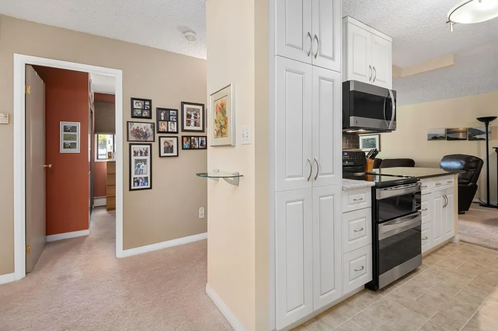 111 14 Avenue SE Calgary AB T2G4Z8