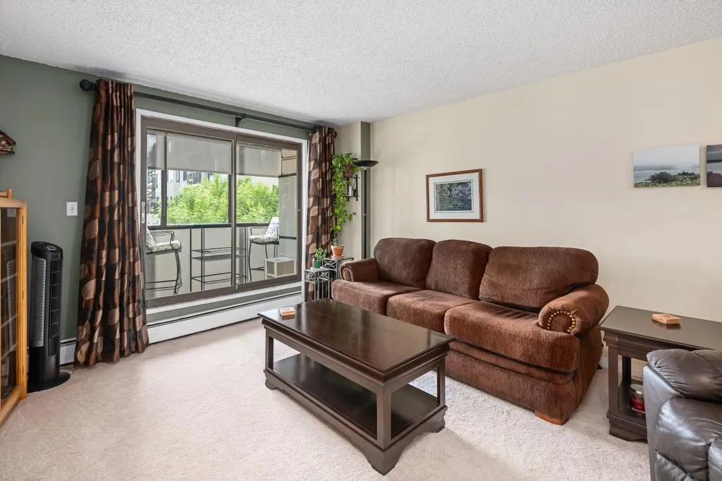 111 14 Avenue SE Calgary AB T2G4Z8