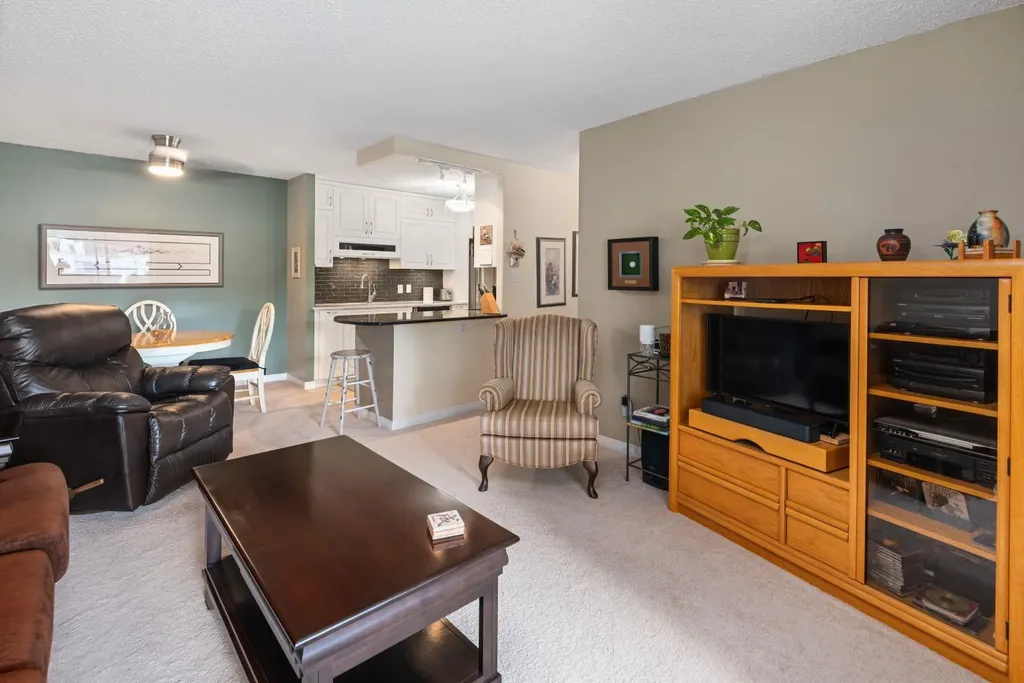 111 14 Avenue SE Calgary AB T2G4Z8