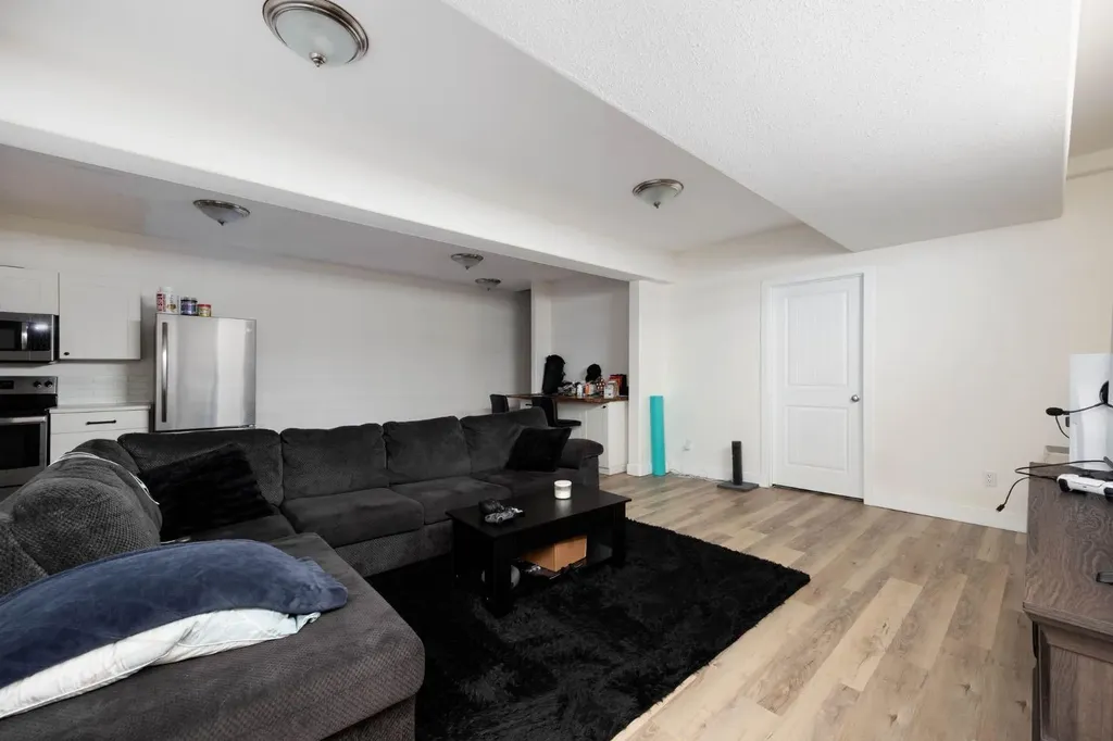 128 Hawthorn Way Fort Mcmurray AB T9K0N6