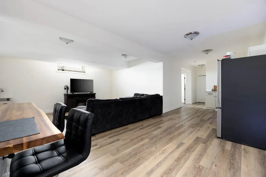 128 Hawthorn Way Fort Mcmurray AB T9K0N6
