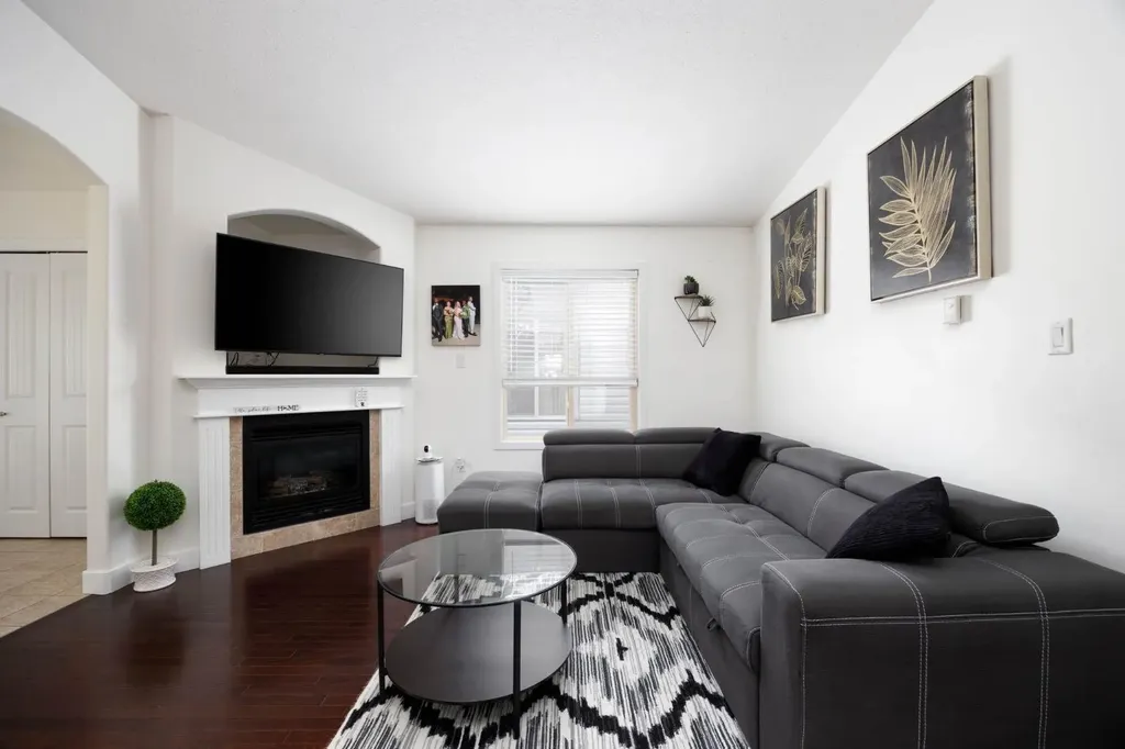 128 Hawthorn Way Fort Mcmurray AB T9K0N6