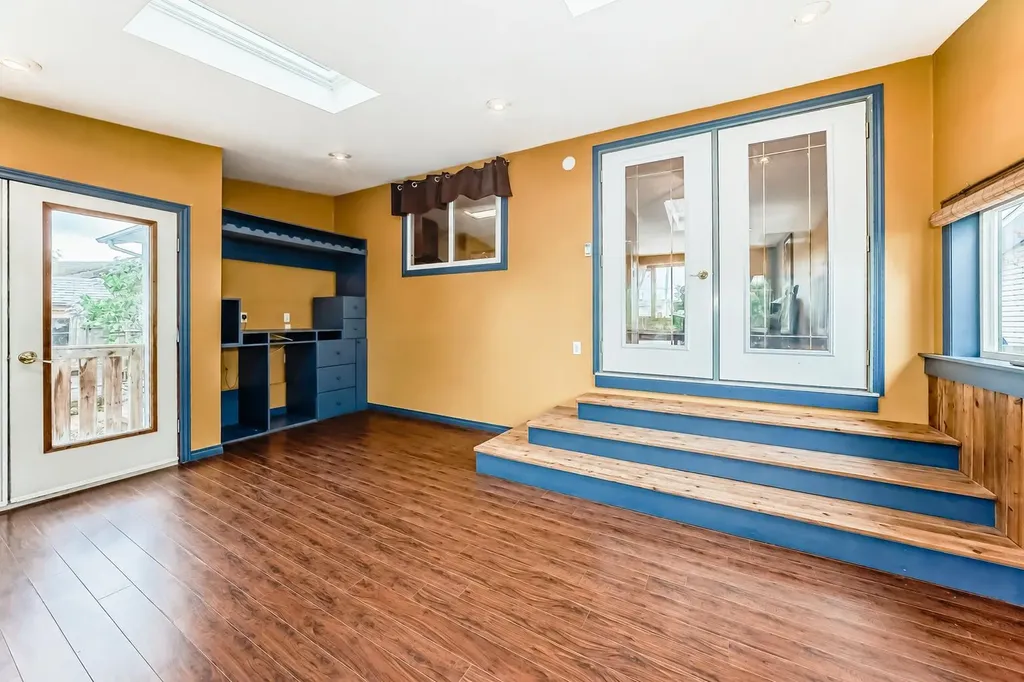 1652 Boutellier Close Penhold AB T0M 1R0