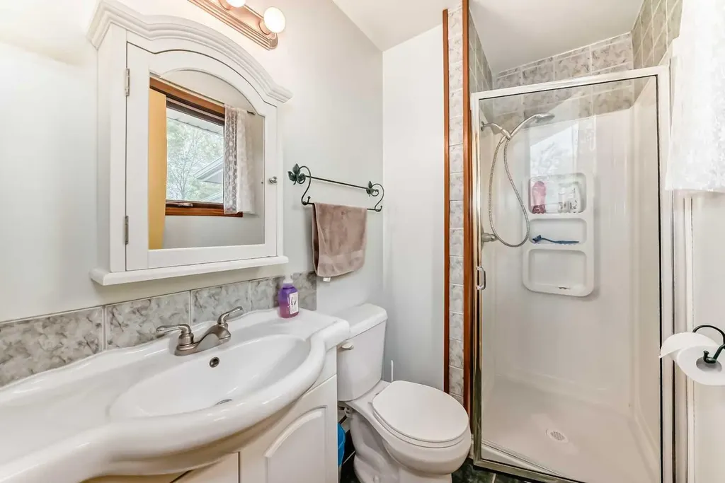 1652 Boutellier Close Penhold AB T0M 1R0