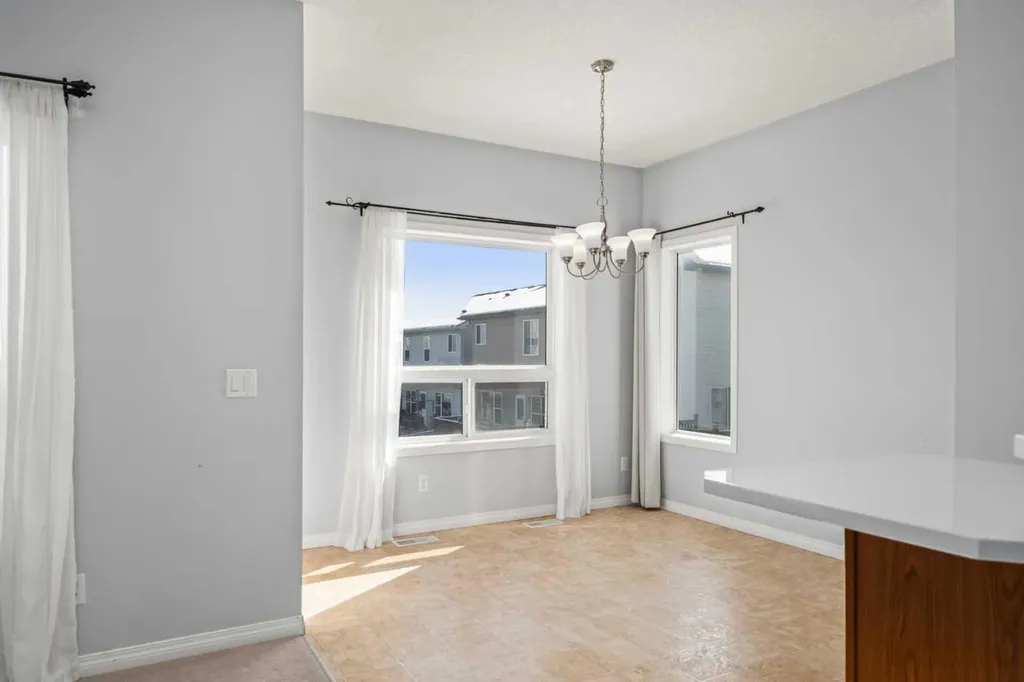102 Kincora Glen Mews NW Calgary AB T3R 0B6