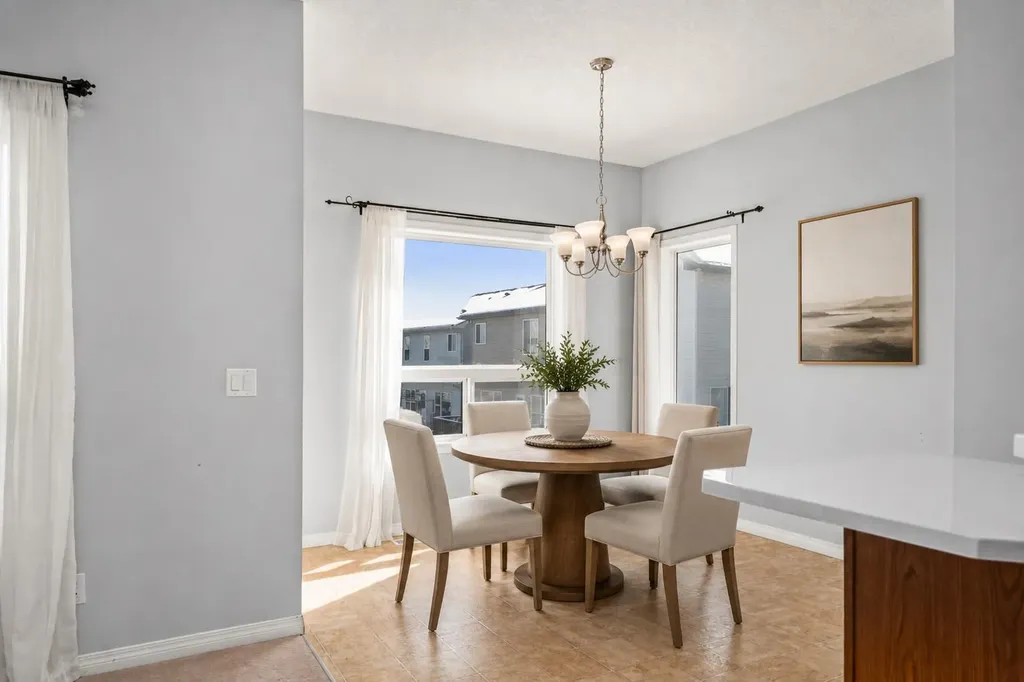 102 Kincora Glen Mews NW Calgary AB T3R 0B6
