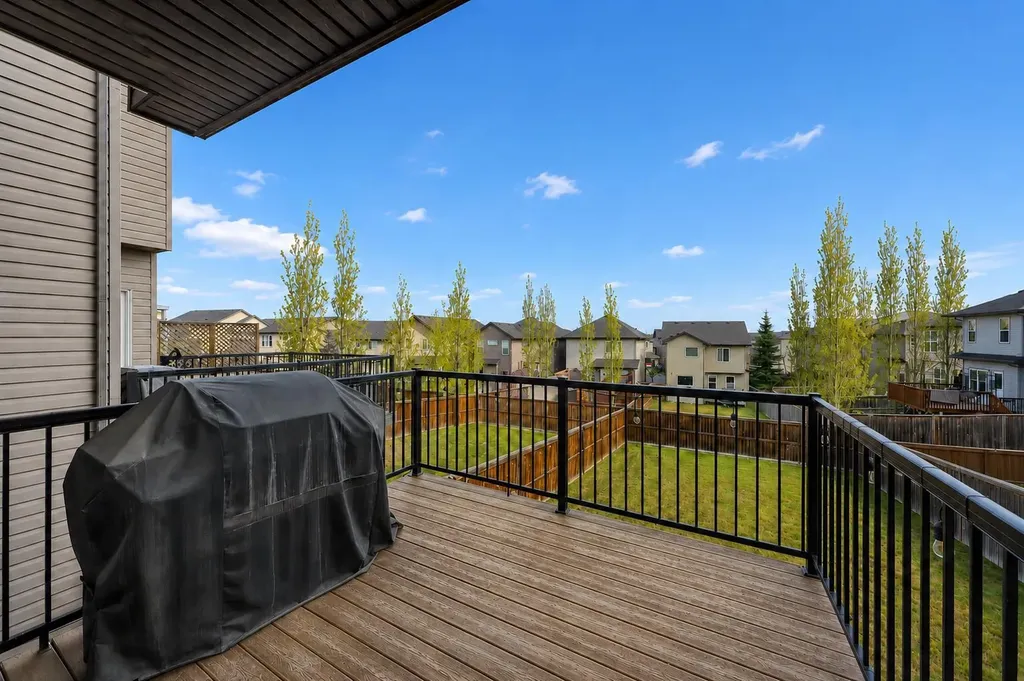 102 Kincora Glen Mews NW Calgary AB T3R 0B6